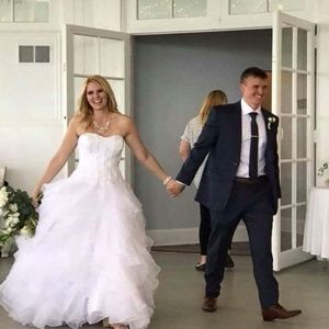 Oleg Cassini Wedding Dress